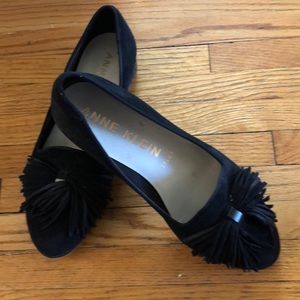 Ann Klein flat slipper shoe with tassels
